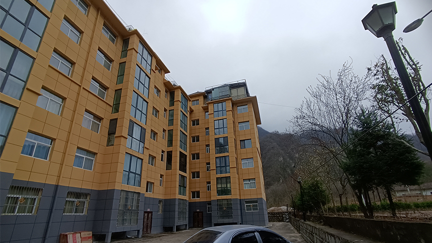 西安朱雀鹿苑小區(qū)電地暖安裝